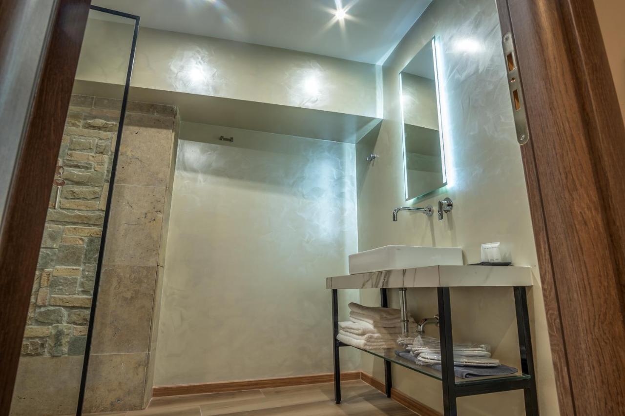 Deluxe Family Suite